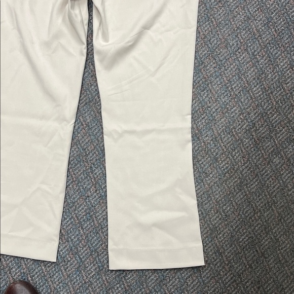 Abercrombie & Fitch Women’s Low Rise Slim Boot Fit Trousers 30/10s NWT - Picture 13 of 14